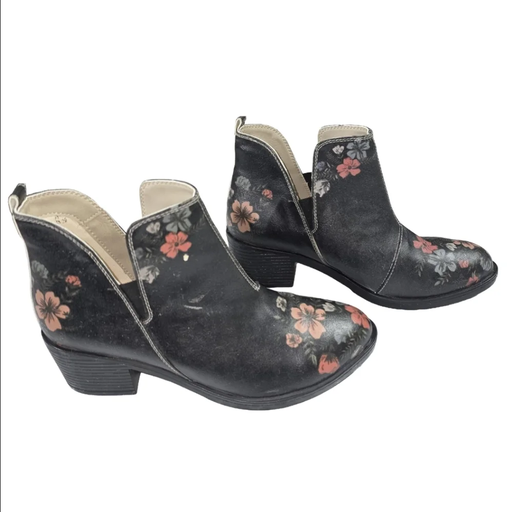 Goby Black Floral Boho Ankle Boots